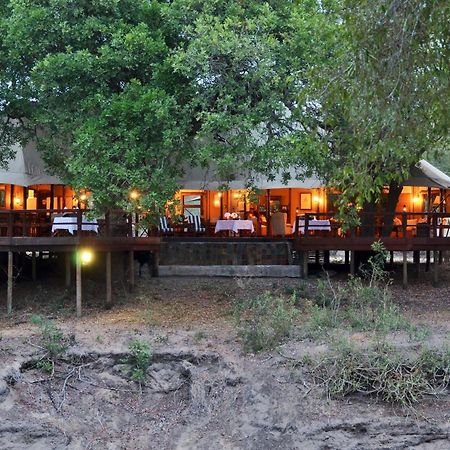 Hamiltons Tented Camp Mluwati Concession Exteriör bild